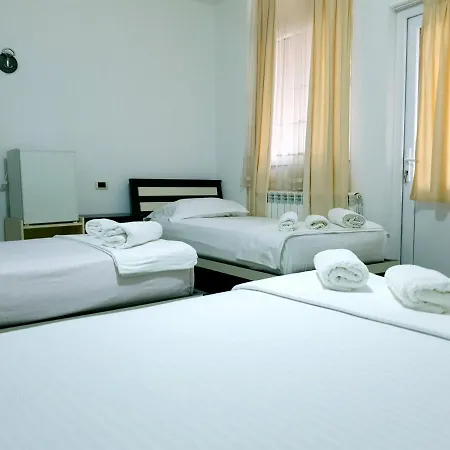 Ballkan Отель Peshkopi